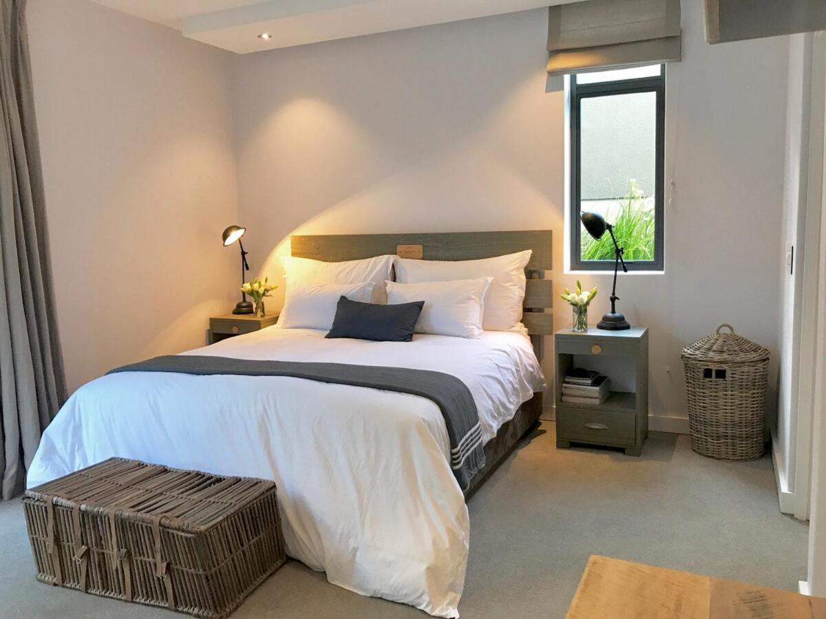 Apartment Luxurious With Private Pool Cape Town